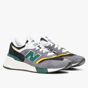 New Balance 997R Unisex Mixed Suede Leather Low Top Sneakers - M 9 / W 10.5
